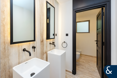 Villa in Garden Homes, Palm Jumeirah, Dubai 4 bedrooms, 511 sq.m. № 76571 - photo 9