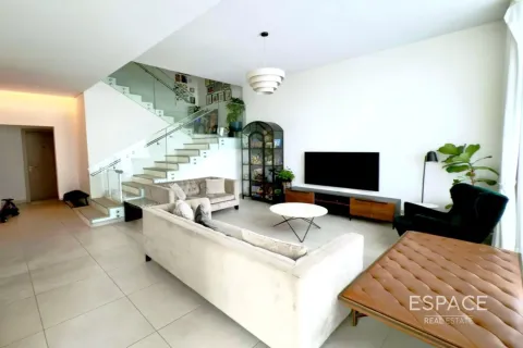 Townhouse in Al Furjan, Dubai 4 bedrooms, 269 sq.m. № 61659 - photo 5