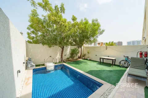 Townhouse in Al Furjan, Dubai 4 bedrooms, 243 sq.m. № 61660 - photo 18