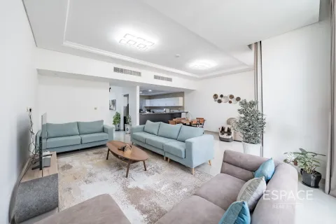 Townhouse in Al Furjan, Dubai 4 bedrooms, 243 sq.m. № 61660 - photo 2