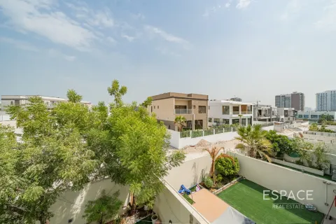 Townhouse in Al Furjan, Dubai 4 bedrooms, 243 sq.m. № 61660 - photo 17