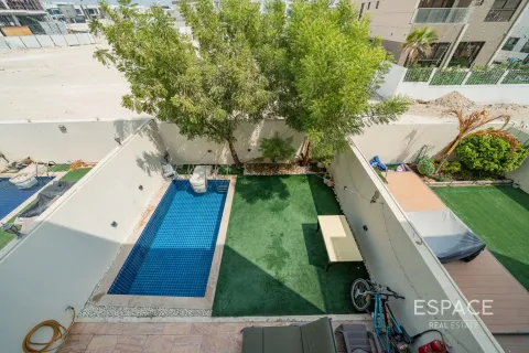 Townhouse in Al Furjan, Dubai 4 bedrooms, 243 sq.m. № 61660 - photo 16