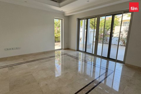 Villa en Dubai, 4 dormitorios, 735.8 m², № 9354 - foto 8