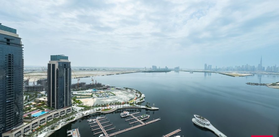 Ático en Dubai, 4 dormitorios, 311.2 m², № 10417