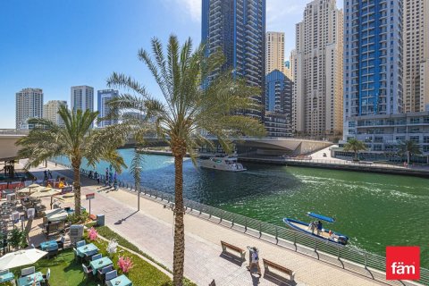 Apartment in Dubai Marina, Dubai 3 bedrooms, 198.3 sq.m. № 135331 - photo 27