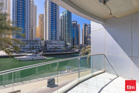 Apartment in Dubai Marina, Dubai 3 bedrooms, 198.3 sq.m. № 135331 - photo 13