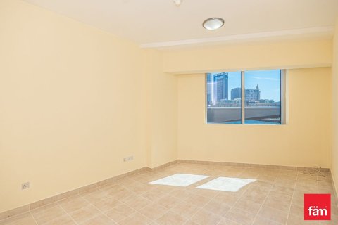 Apartment in Dubai Marina, Dubai 3 bedrooms, 198.3 sq.m. № 135331 - photo 17