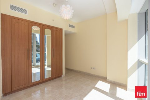 Apartment in Dubai Marina, Dubai 3 bedrooms, 198.3 sq.m. № 135331 - photo 25