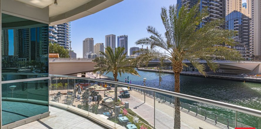Apartment in Dubai Marina, Dubai 3 bedrooms, 198.3 sq.m. № 135331