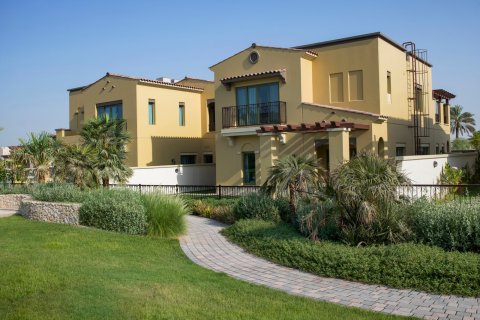 Adosado en Mirdif, Dubai, 2 dormitorios, 260 m², № 103673 - foto 9