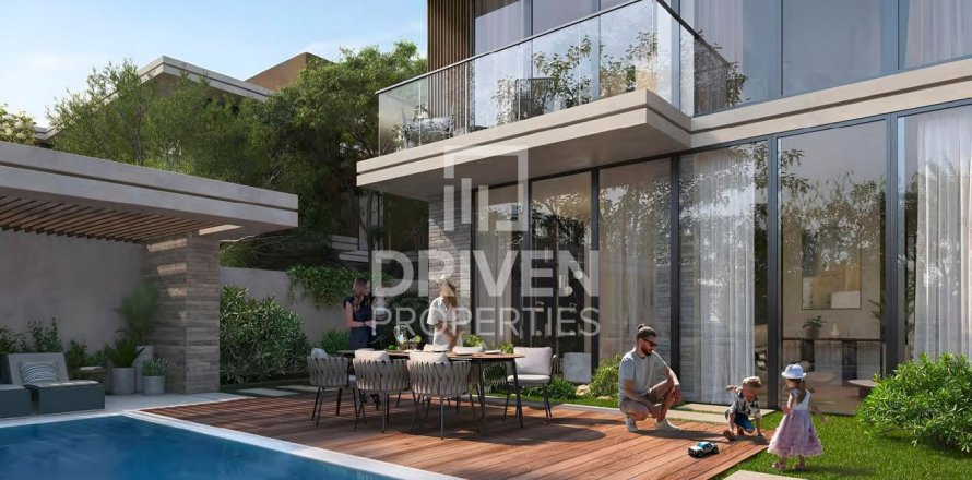 Villa in Dubai Land, Dubai 3 bedrooms, 473.43 sq.m. № 135597