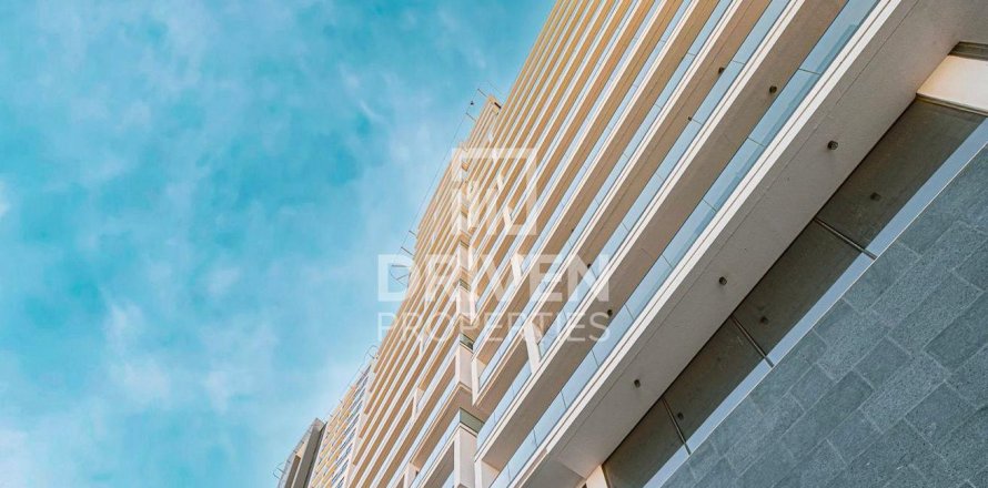 Apartment in District 12, Jumeirah Village Circle, Dubai 1 bedroom, 61.32 sq.m. № 135591