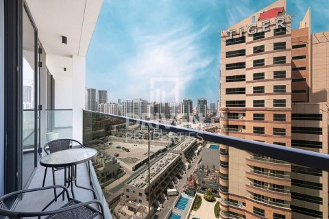 Apartment in District 12, Jumeirah Village Circle, Dubai 1 bedroom, 61.32 sq.m. № 135591 - photo 3