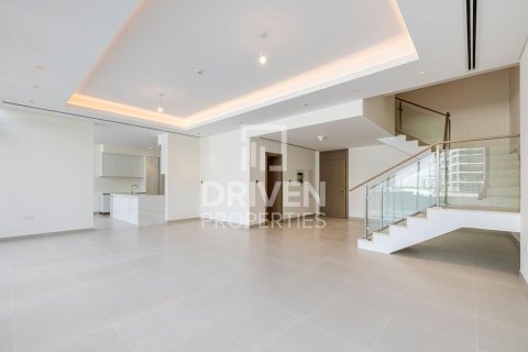 Duplex in District One, Mohammed Bin Rashid City, Dubai 3 bedrooms, 272.86 sq.m. № 135590 - photo 17