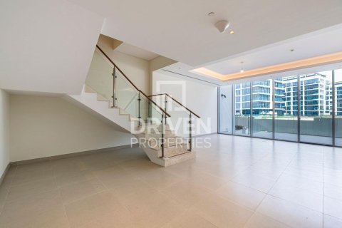 Duplex in District One, Mohammed Bin Rashid City, Dubai 3 bedrooms, 272.86 sq.m. № 135590 - photo 14