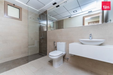 Apartment in Dubai 2 bedrooms, 110.2 sq.m. № 134770 - photo 8