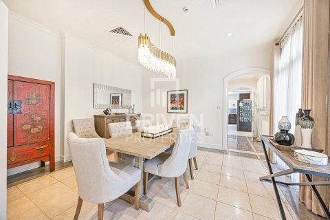 Villa in Sienna Lakes, Jumeirah Golf Estates, Dubai 5 bedrooms, 817.92 sq.m. № 135771 - photo 3