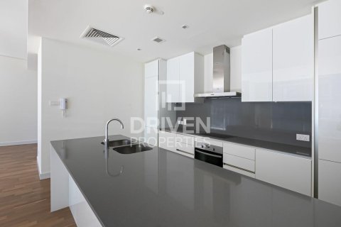 Apartment in City Walk, Dubai 2 bedrooms, 158.77 sq.m. № 135761 - photo 7
