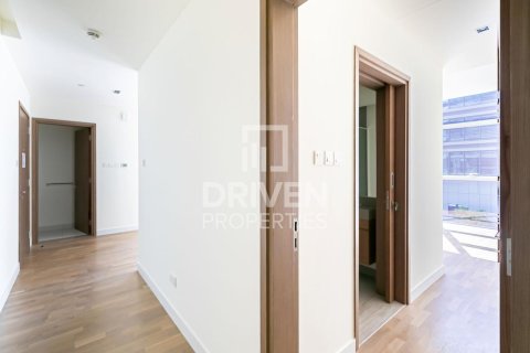 Apartment in City Walk, Dubai 2 bedrooms, 158.77 sq.m. № 135761 - photo 16