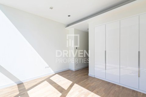 Apartment in City Walk, Dubai 2 bedrooms, 158.77 sq.m. № 135761 - photo 24