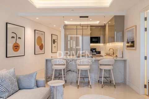 Apartment in The Address Sky View Towers, Downtown Dubai (Downtown Burj Dubai), Dubai 1 bedroom, 107.49 sq.m. № 135760 - photo 3