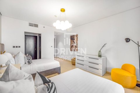 Apartamento en The Crescent, Palm Jumeirah, Dubai, 2 dormitorios, 181.72 m², № 135762 - foto 7