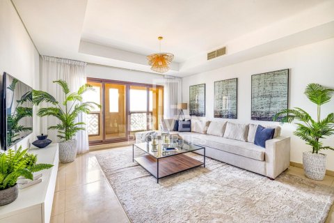 Apartamento en The Crescent, Palm Jumeirah, Dubai, 2 dormitorios, 181.72 m², № 135762 - foto 14