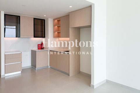 Apartment in The Views 1, The Views, Dubai 2 bedrooms, 112.87714500 sq.m. № 137699 - photo 13