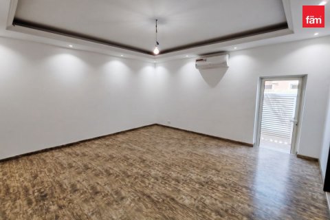 Villa à Dubai, 5 chambres, 561.1 m², № 137694 - photo 7