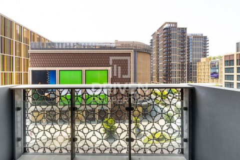 Apartment in Deira, Dubai 2 bedrooms, 147.81 sq.m. № 128739 - photo 14