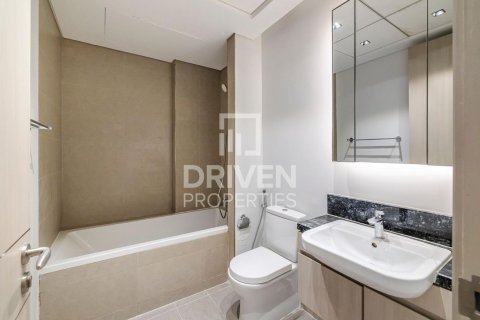 Apartment in Deira, Dubai 2 bedrooms, 147.81 sq.m. № 128739 - photo 11