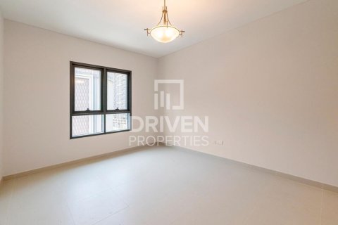 Apartment in Deira, Dubai 2 bedrooms, 147.81 sq.m. № 128739 - photo 6