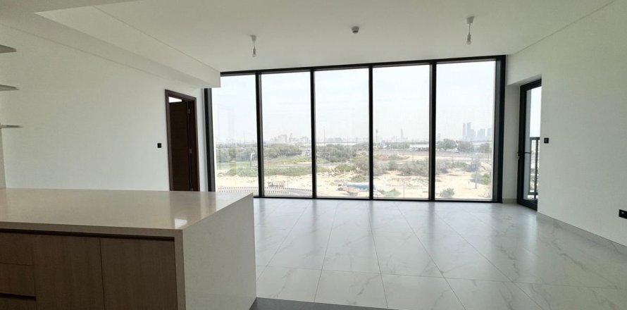 Квартира в Дубае, 2 спальни, 118.3м², № 42891