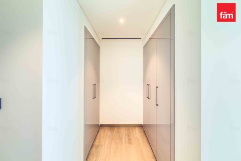 Duplex in Dubai 4 bedrooms, 249.7 sq.m. № 11449 - photo 26