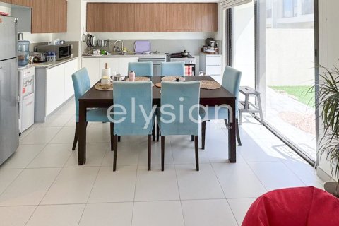 Adosado en EMAAR South, Dubai South (Dubai World Central), Dubai, 4 dormitorios, 237 m², № 38138 - foto 22