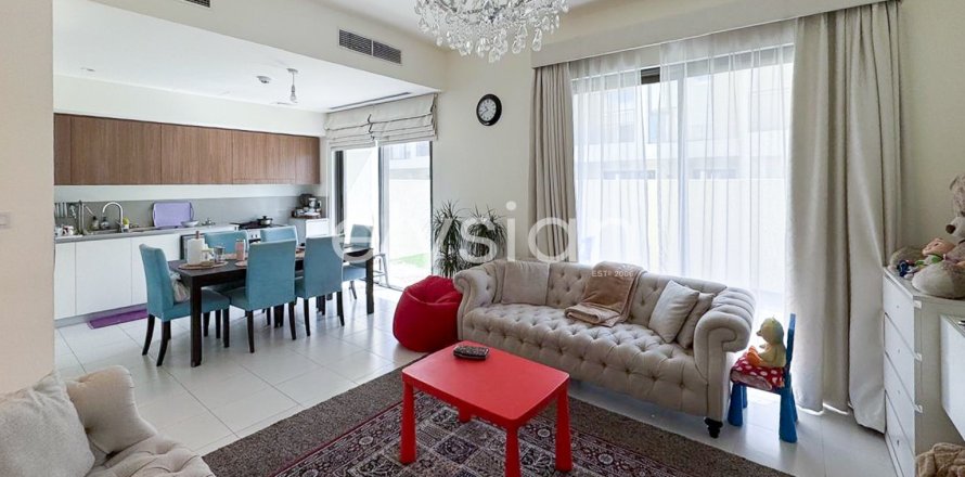 Adosado en EMAAR South, Dubai South (Dubai World Central), Dubai, 4 dormitorios, 237 m², № 38138
