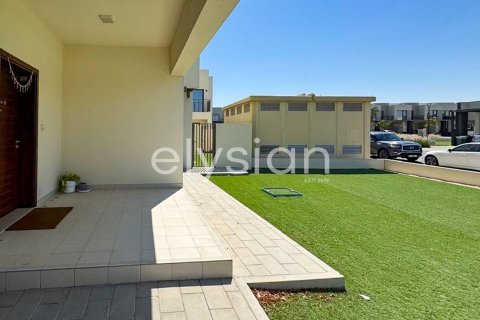 Adosado en EMAAR South, Dubai South (Dubai World Central), Dubai, 4 dormitorios, 237 m², № 38138 - foto 9