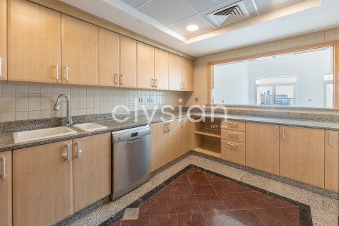 بانتهاوس في Shoreline Apartments, نخلة جميرا, دبي 4 غرف نوم, 487 م² رقم 38137 - صورة 18