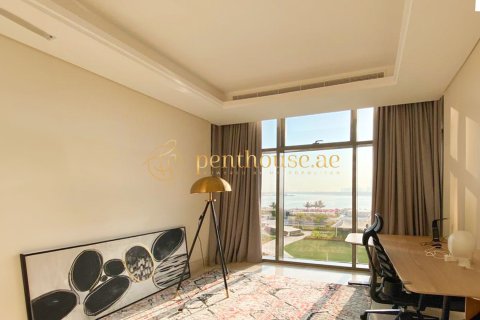 Снять в аренду квартиру в Пальме Джумейре, Дубай: 3 спальни, 158м², № 15744 - фото 8