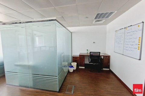Oficina en Dubai, 104 m², № 46866 - foto 2