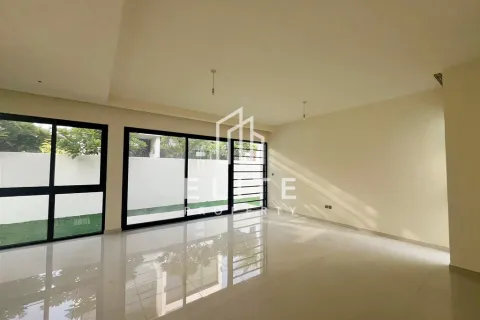 Снять в аренду виллу в Aster, Akoya, Дубай: 6 спален, № 69786 - фото 15