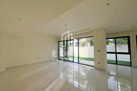 Снять в аренду виллу в Aster, Akoya, Дубай: 6 спален, № 69786 - фото 8