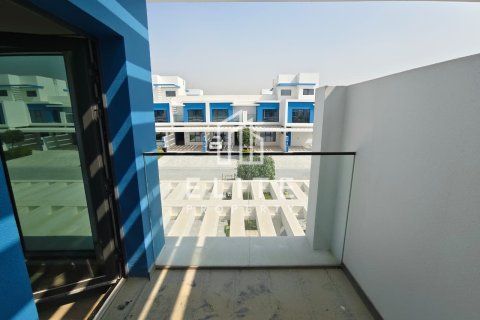 Townhouse in Dubai 4 bedrooms, 211 sq.m. № 69793 - photo 17