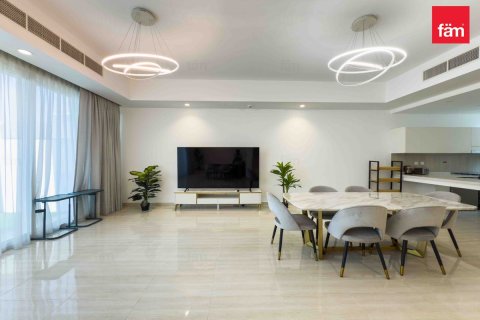 Снять в аренду таунхаус в Dubai Sports City, Дубай: 4 спальни, 172.9м², № 70604 - фото 25