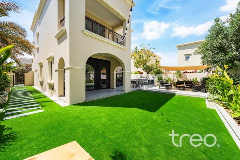 Villa en Lila, Arabian Ranches 2, Dubai, 3 dormitorios, 293.95 m², № 138006 - foto 2