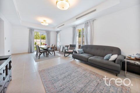 Купить виллу в Арабиан Ранчес, Дубай: 3 спальни, 341.33м², № 138011 - фото 2