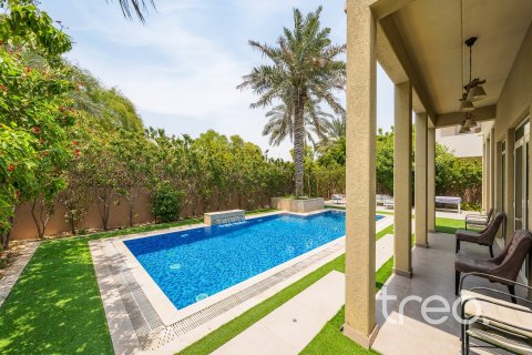 Villa in Saheel, Arabian Ranches, Dubai 3 bedrooms, 298.78 sq.m. № 138000 - photo 20