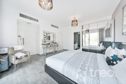 Villa in Saheel, Arabian Ranches, Dubai 3 bedrooms, 298.78 sq.m. № 138000 - photo 12