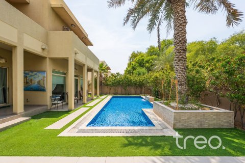 Villa in Saheel, Arabian Ranches, Dubai 3 bedrooms, 298.78 sq.m. № 138000 - photo 19