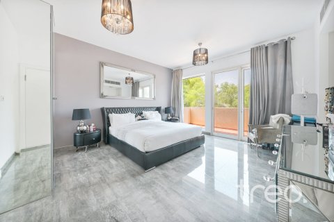 Villa in Saheel, Arabian Ranches, Dubai 3 bedrooms, 298.78 sq.m. № 138000 - photo 10